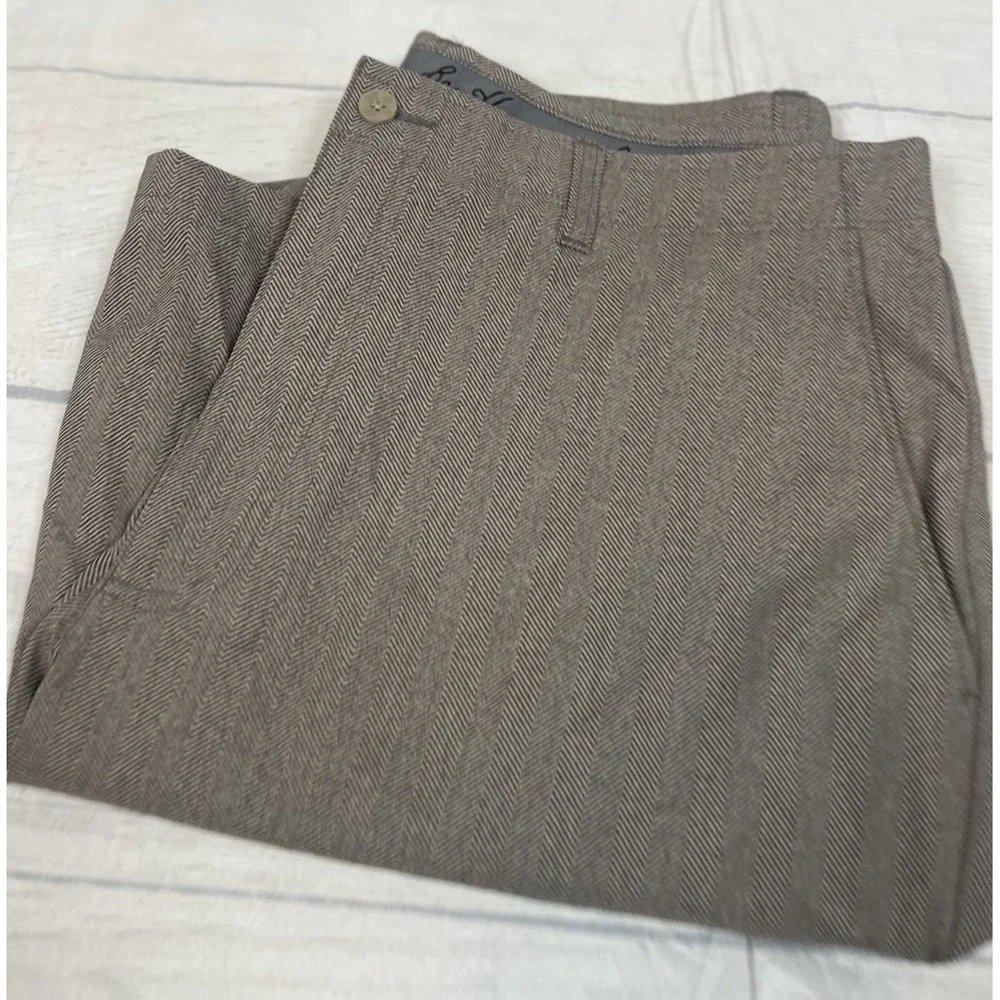 Ben Hogan Men's Golf Shorts Size 34 Flat Front UPF‎ 50 Stretch Waistband Hybrid
